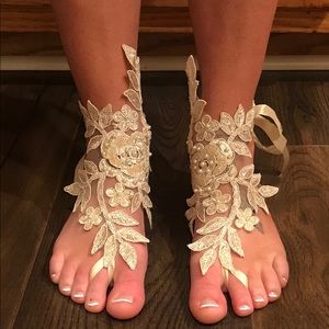 GORGEOUS Barefoot Bridal Sandals 😍😍 BRAND NEW!